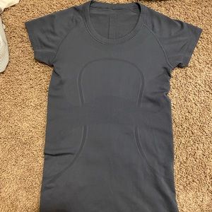 Lululemon swifty tee
